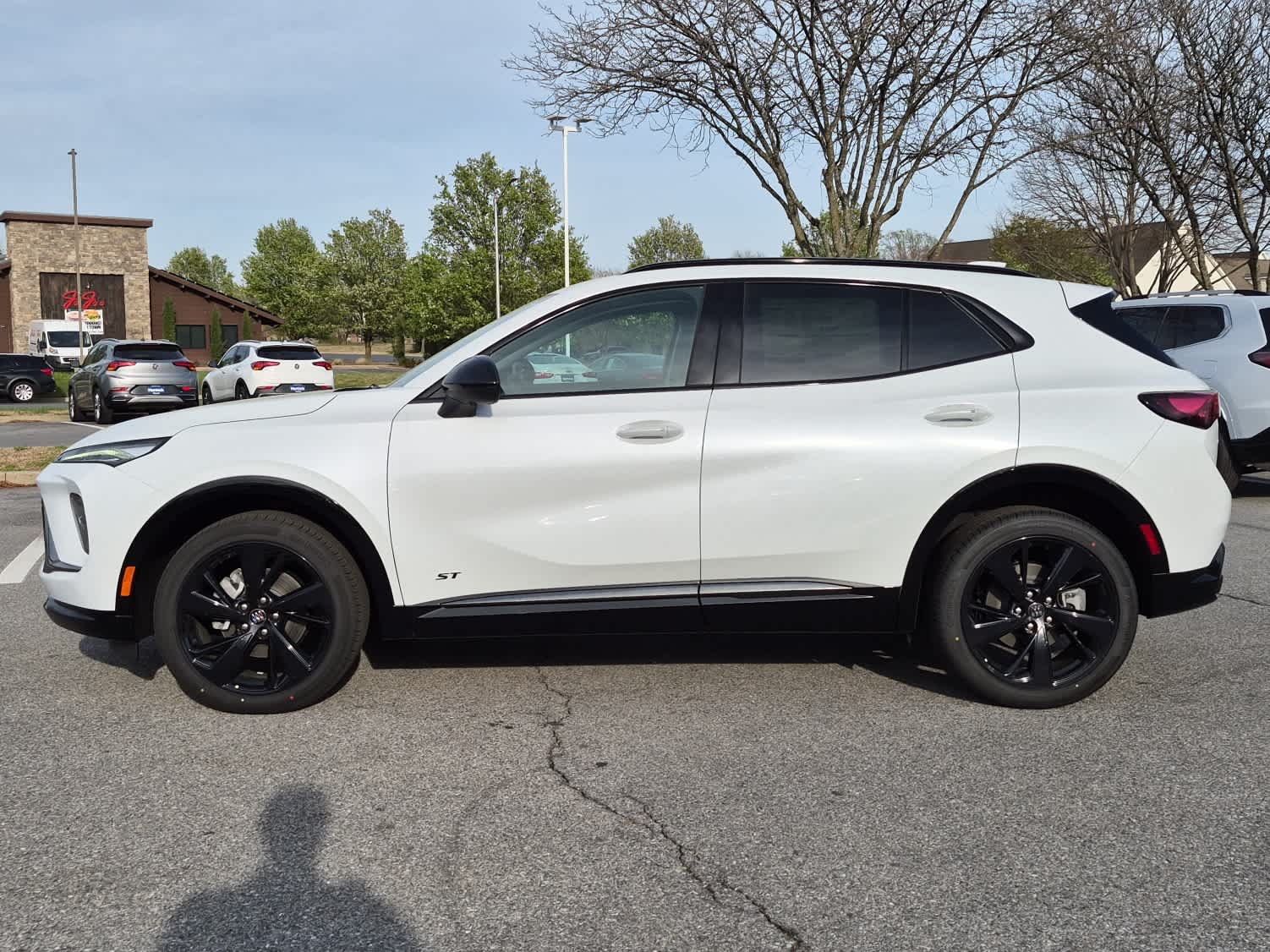 2026 Buick Envision Sport Touring - IRIDESCENT WHITE TRICOAT exterior view 5