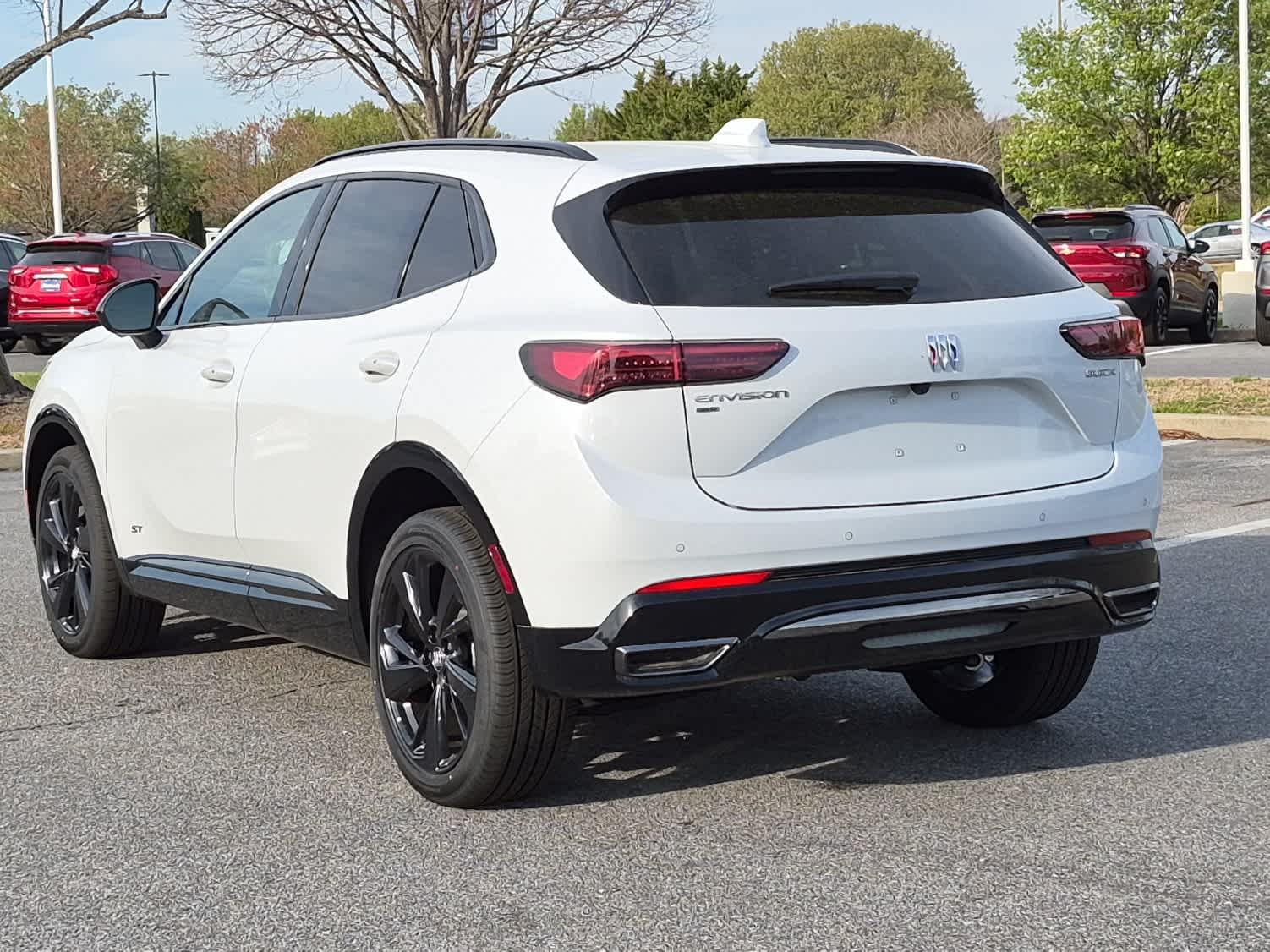 2026 Buick Envision Sport Touring - IRIDESCENT WHITE TRICOAT exterior view 4