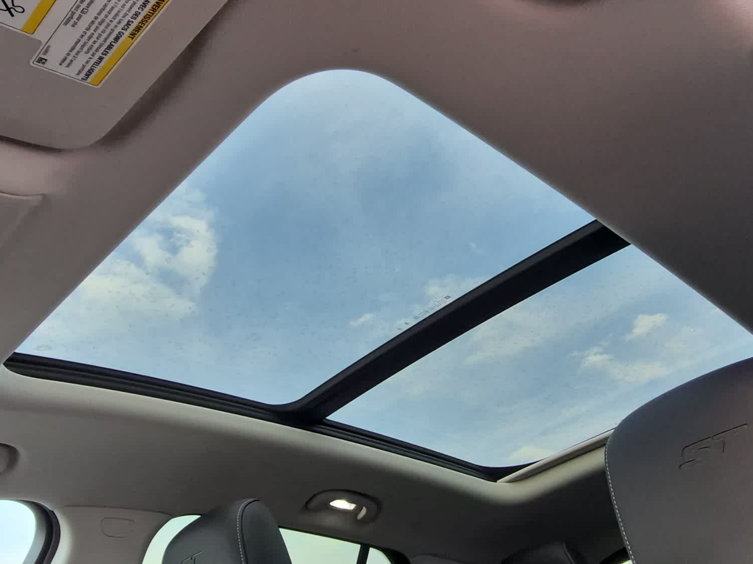 2026 Buick Envision Sport Touring - Quartz Blue Metallic exterior view 12