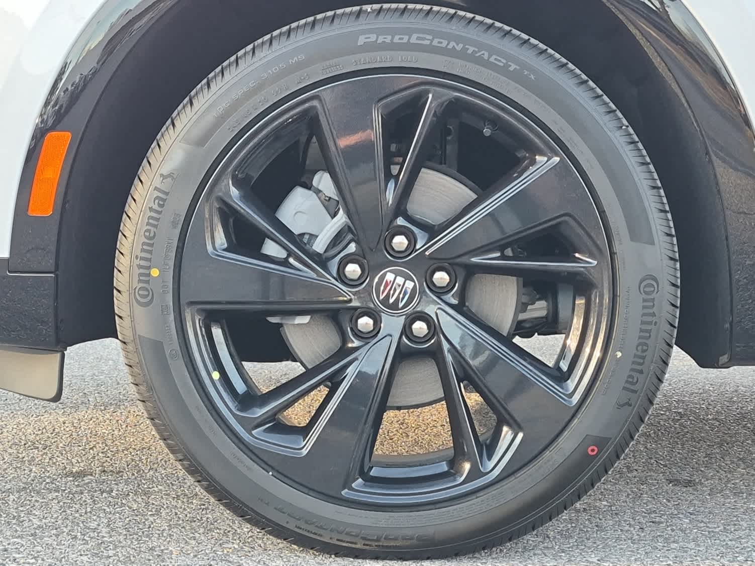 2026 Buick Envision Sport Touring - Iridescent White Tricoat exterior view 6