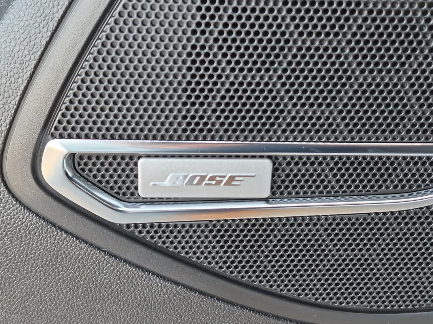 2026 Buick Envision Sport Touring - Iridescent White Tricoat exterior view 16