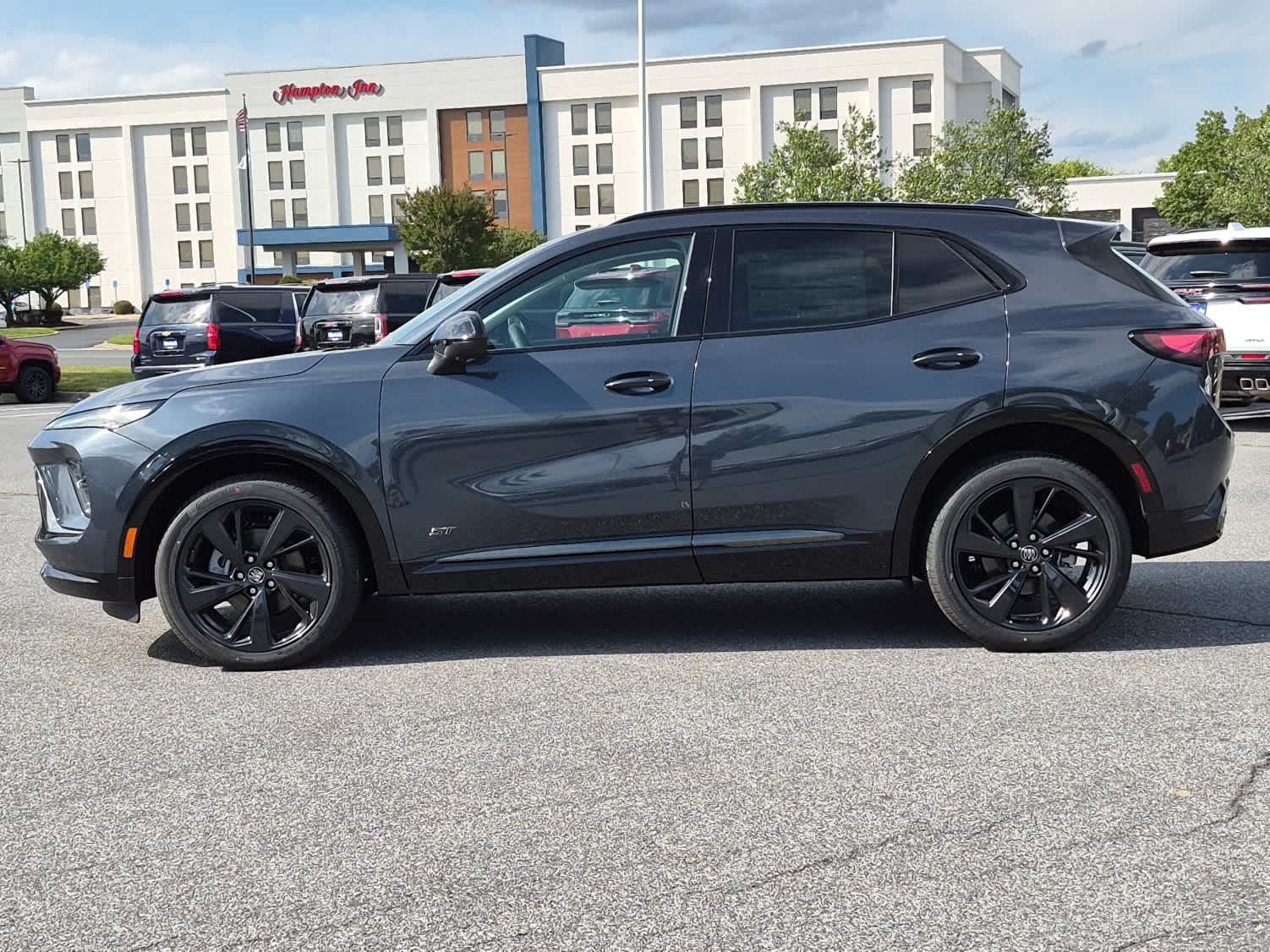 2026 Buick Envision Sport Touring - QUARTZ BLUE METALLIC exterior view 5