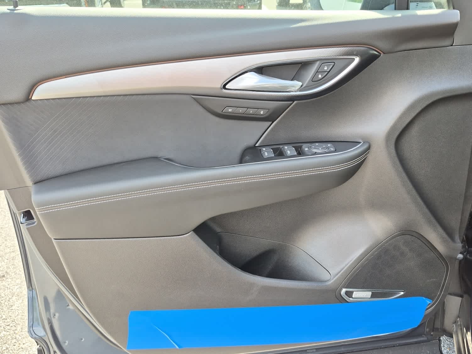 2026 Buick Envision Sport Touring - QUARTZ BLUE METALLIC exterior view 9