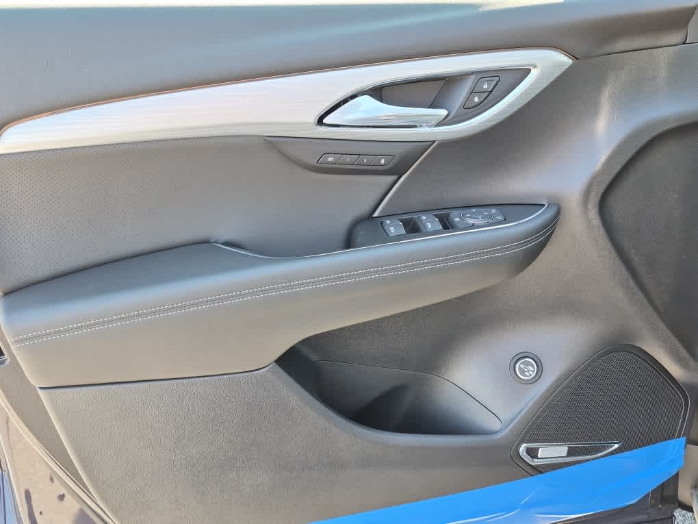2026 Buick Envision Avenir - Midnight Opal exterior view 10