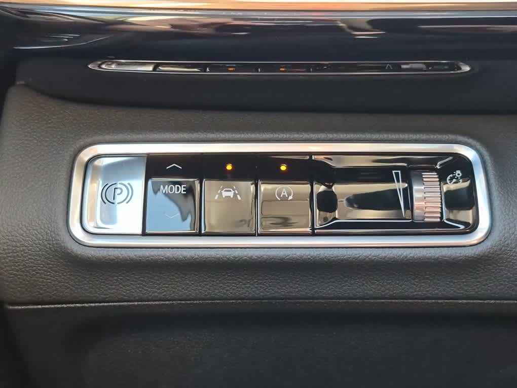 2026 Buick Envision Avenir - Midnight Opal exterior view 17