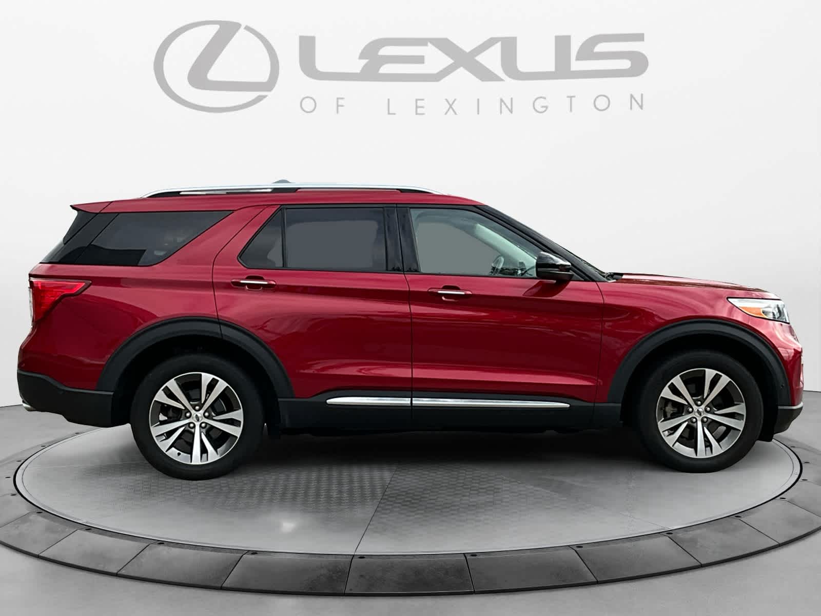 2020 Ford Explorer Platinum 6