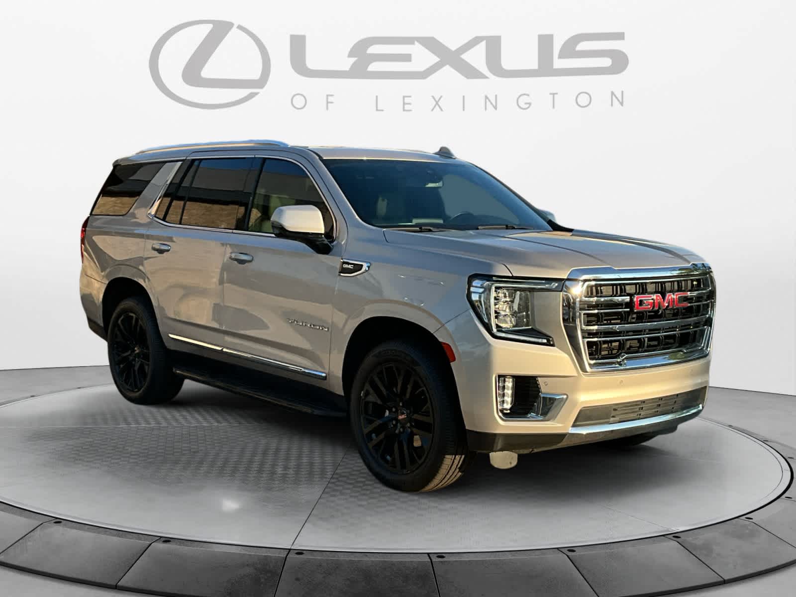 2022 GMC Yukon SLT 7