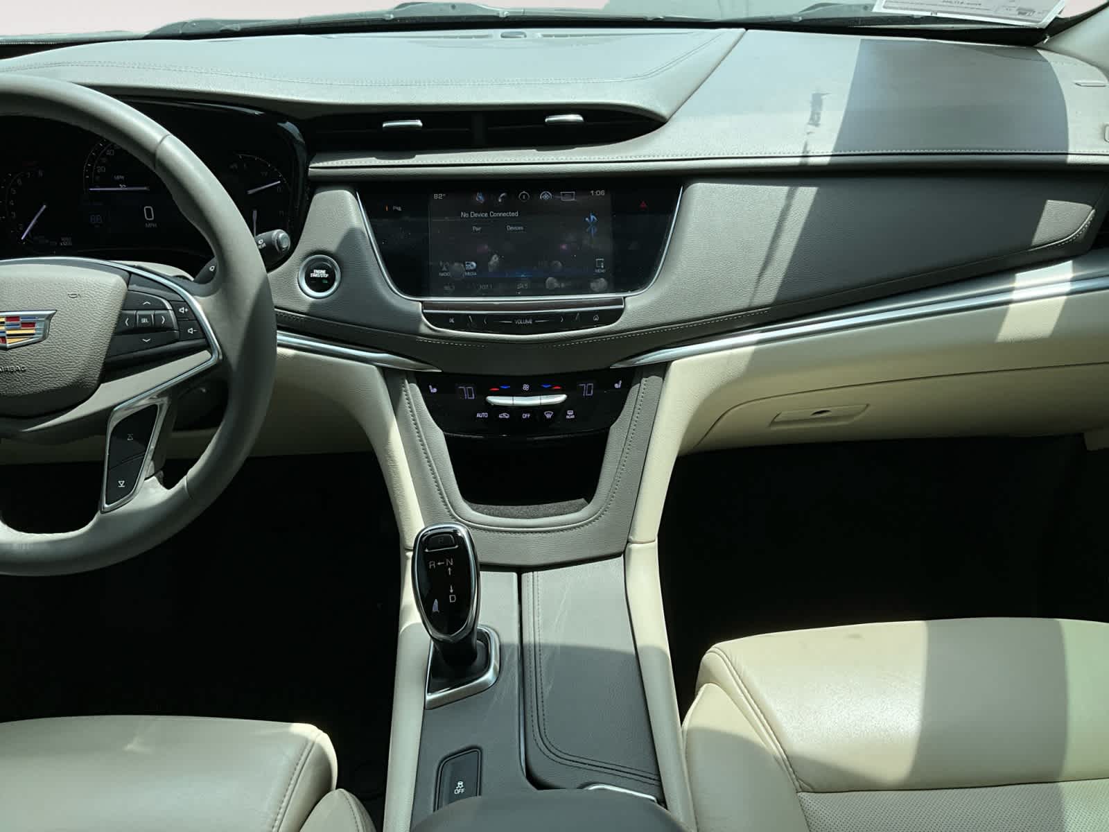2017 Cadillac XT5 Luxury FWD 11
