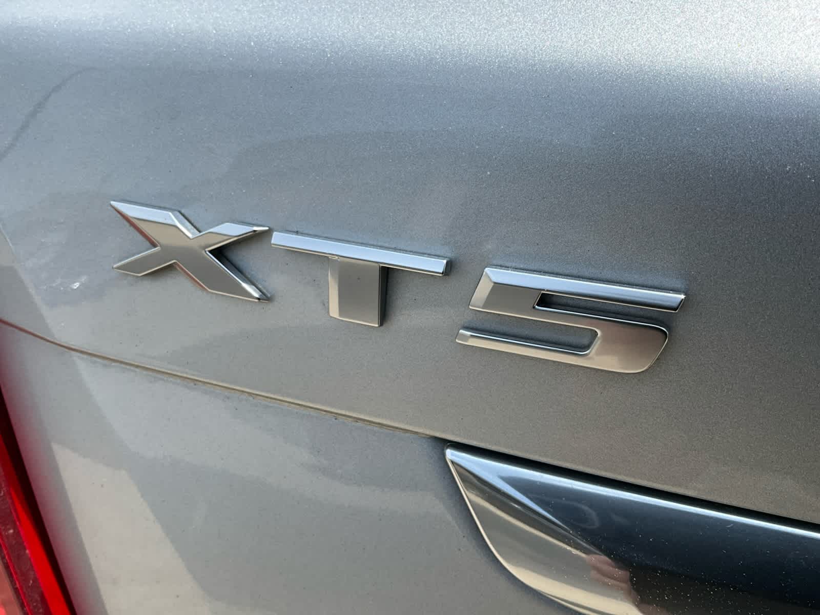 2017 Cadillac XT5 Luxury FWD 17