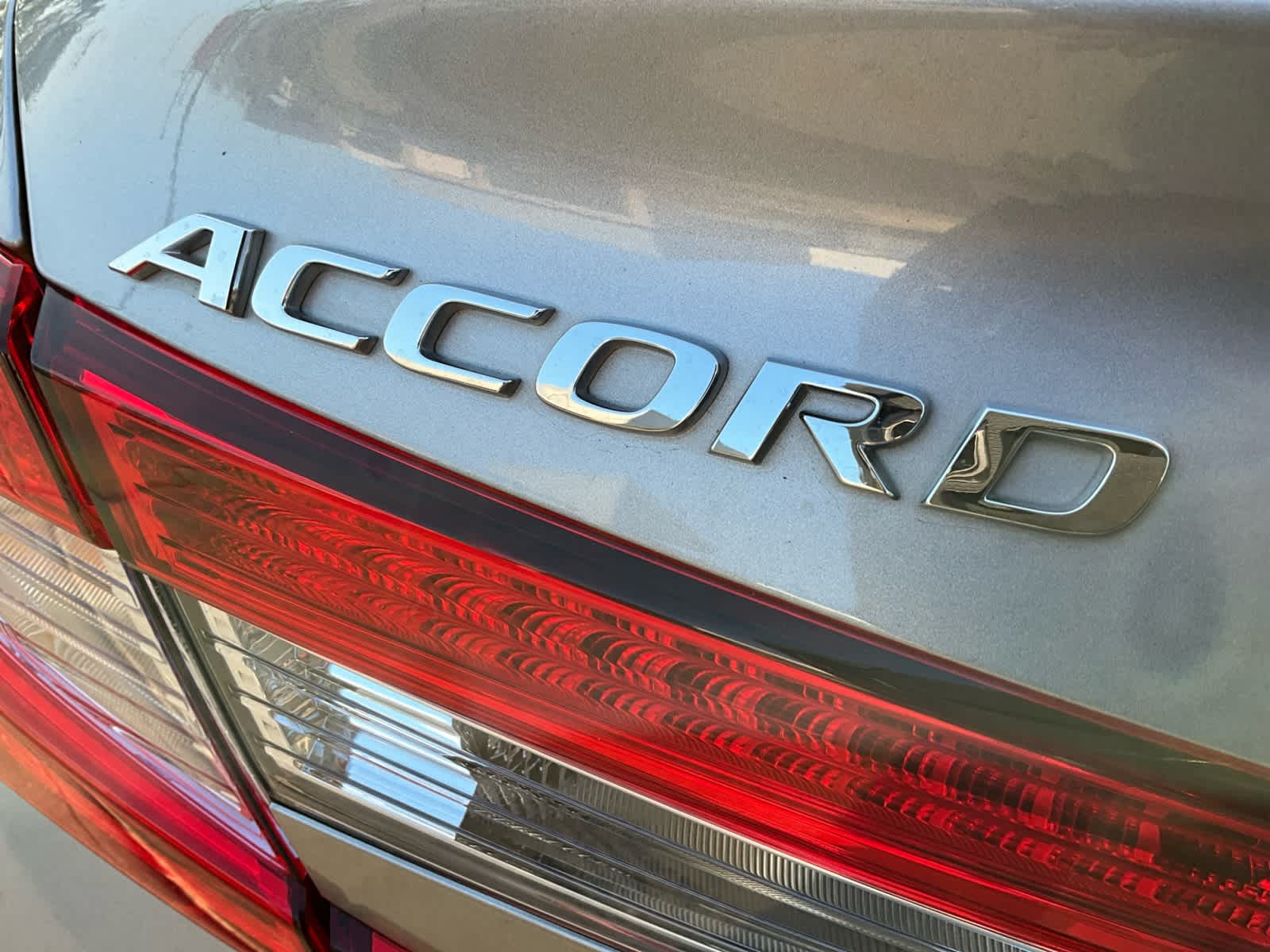 2020 Honda Accord Hybrid EX-L 17