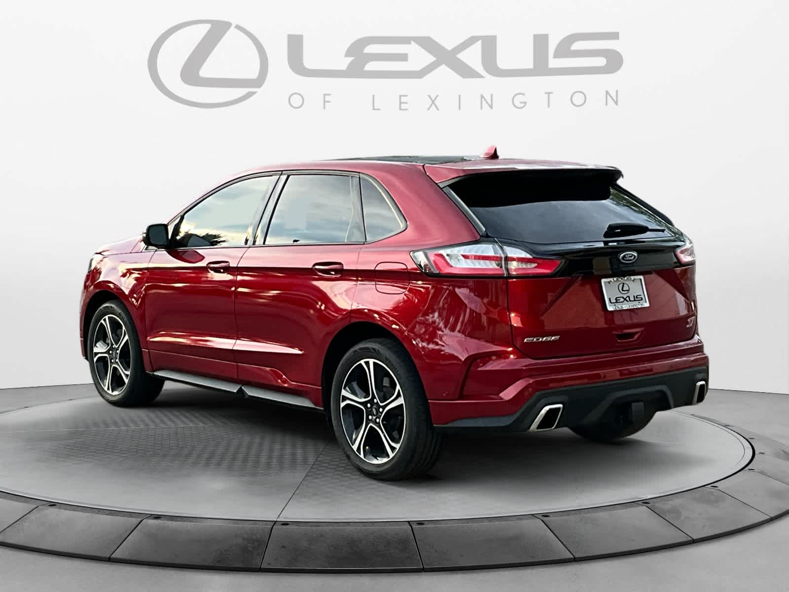 2019 Ford Edge ST 3