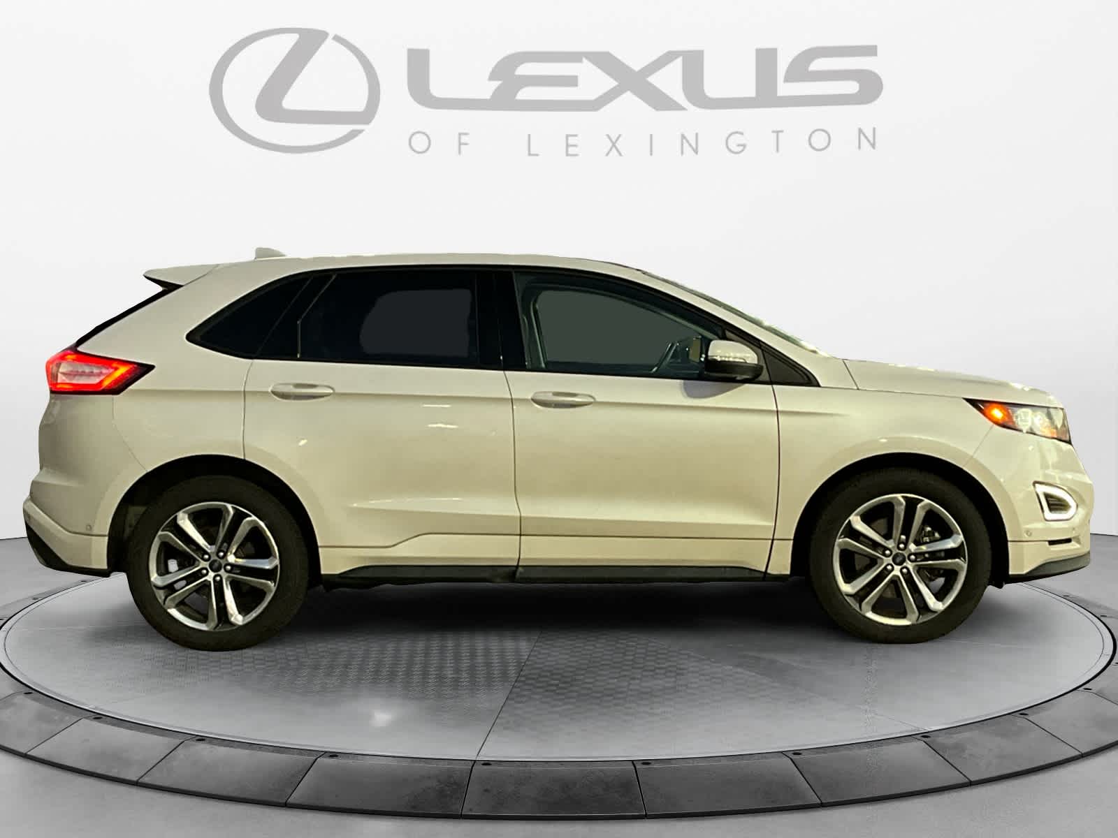 2016 Ford Edge Sport 6