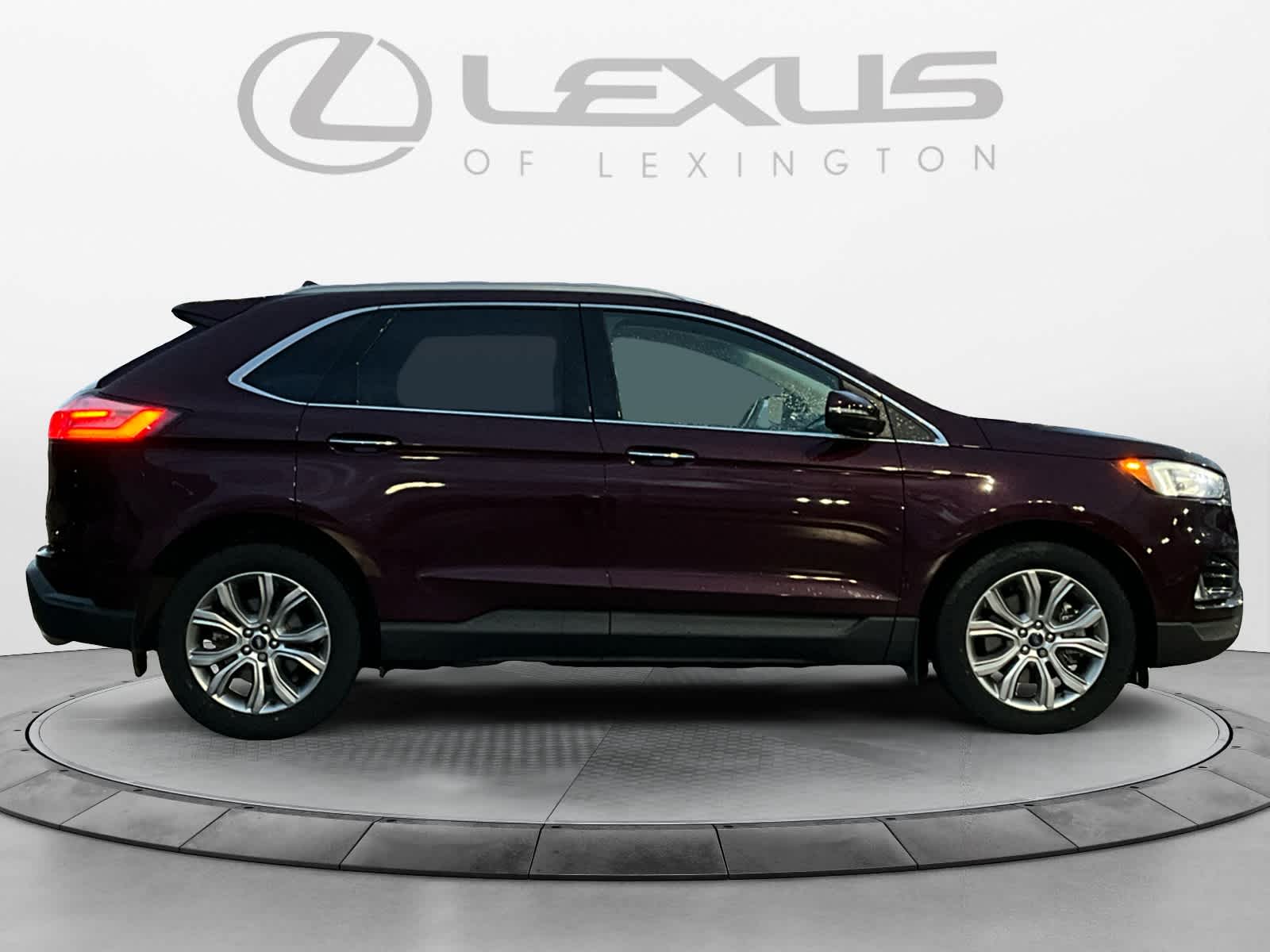 2019 Ford Edge Titanium 6