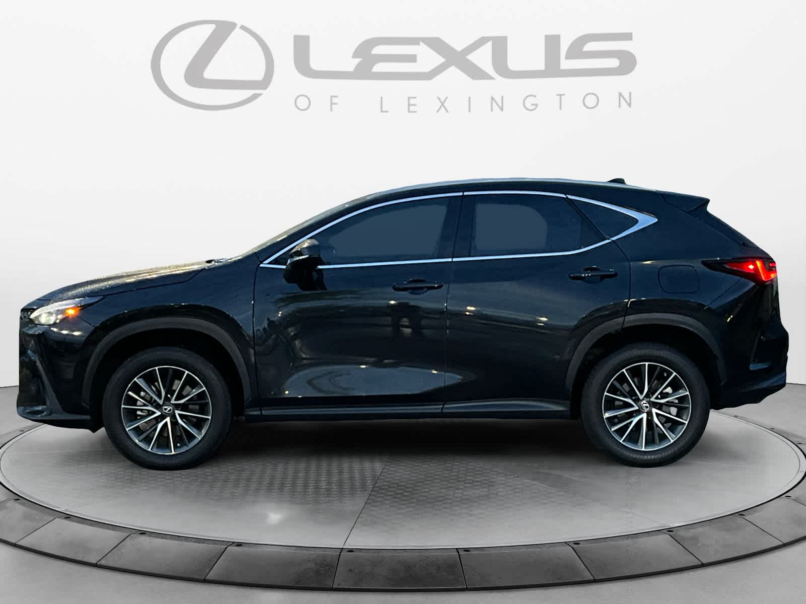 2023 Lexus NX Premium 2