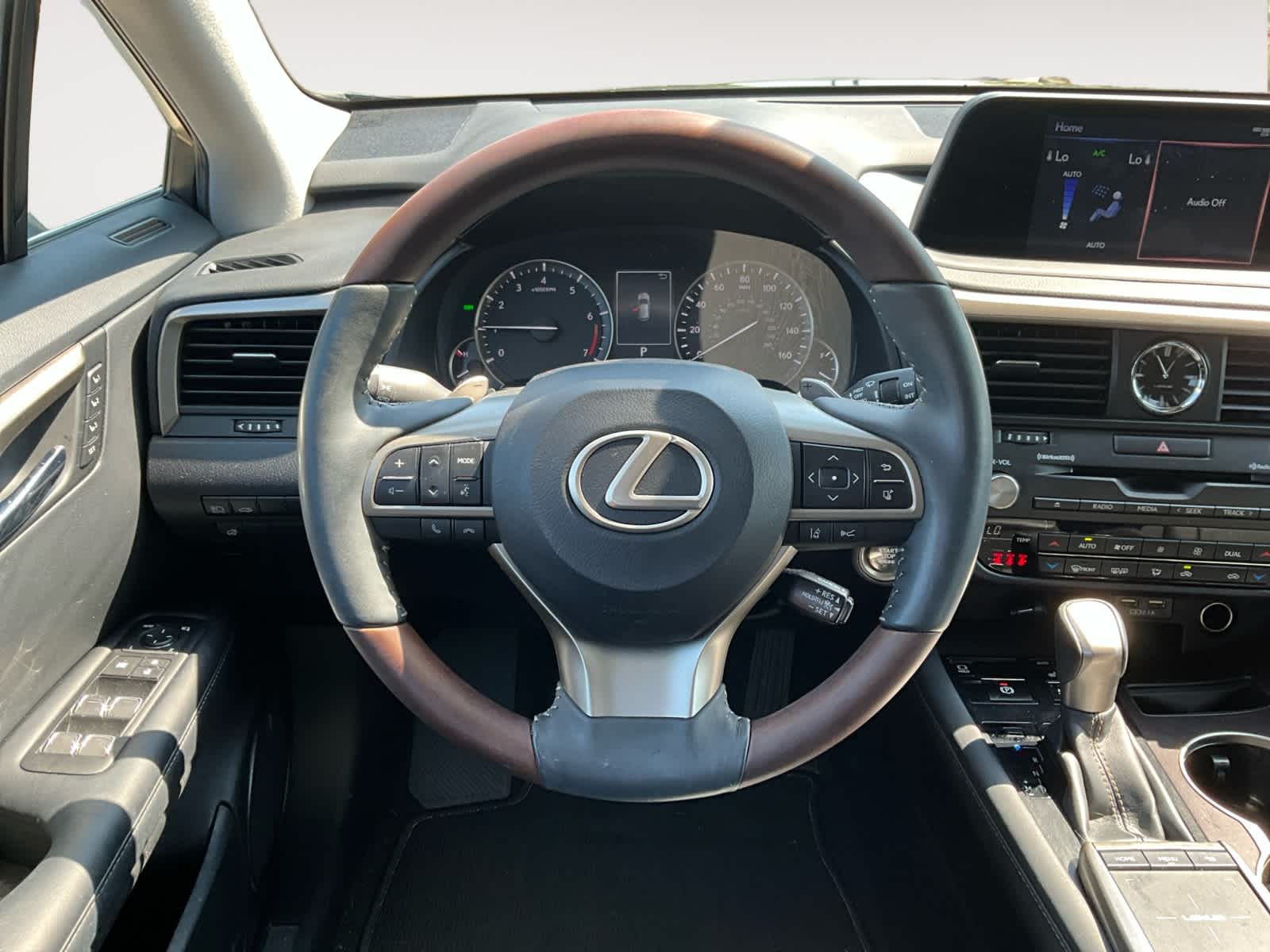 2022 Lexus RX  12