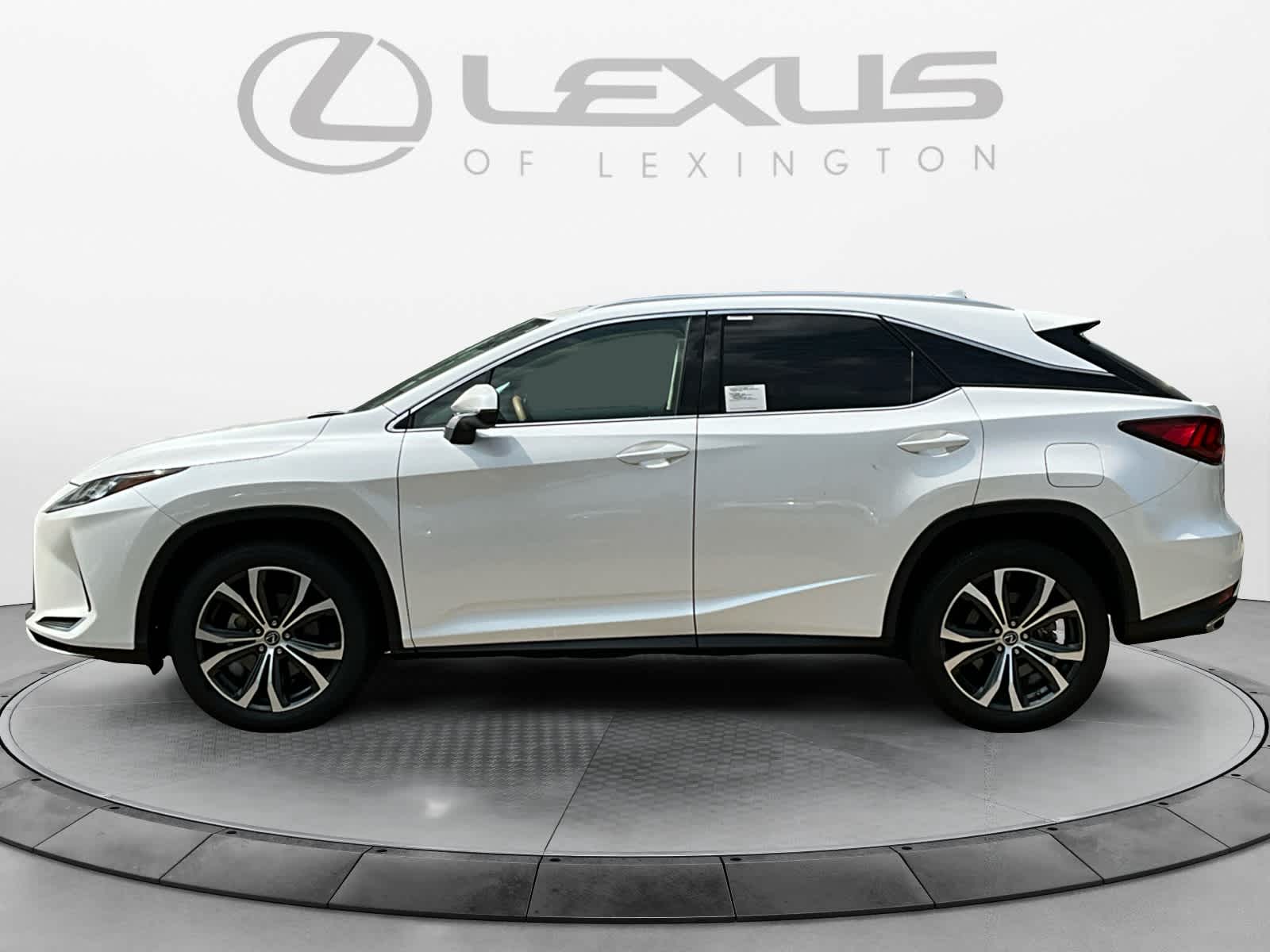 2022 Lexus RX  2