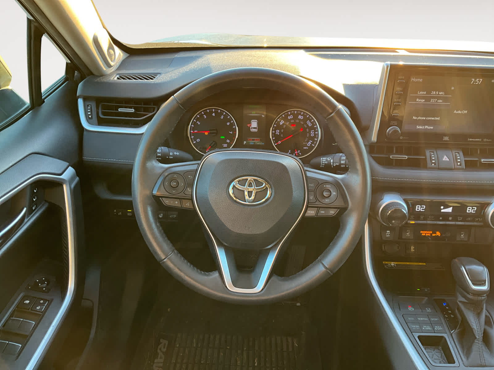 2019 Toyota RAV4 XLE Premium 12