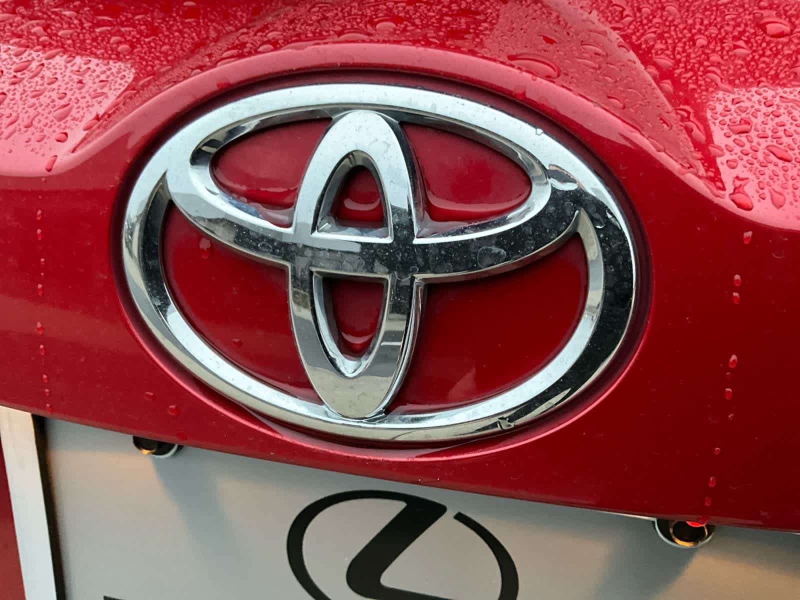 2015 Toyota RAV4 Limited 16