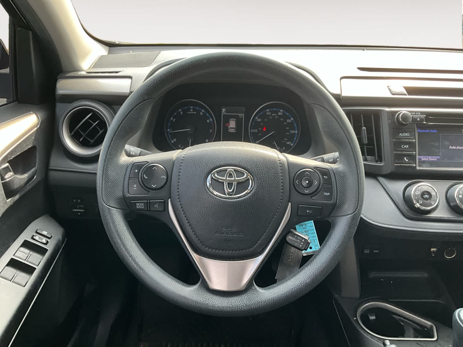 2018 Toyota RAV4 LE 12