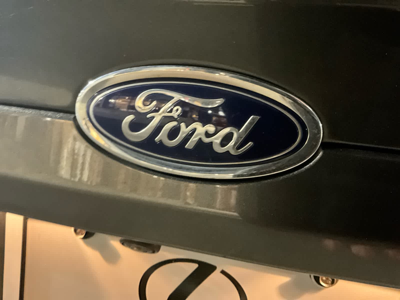 2019 Ford Fusion Hybrid Titanium 16