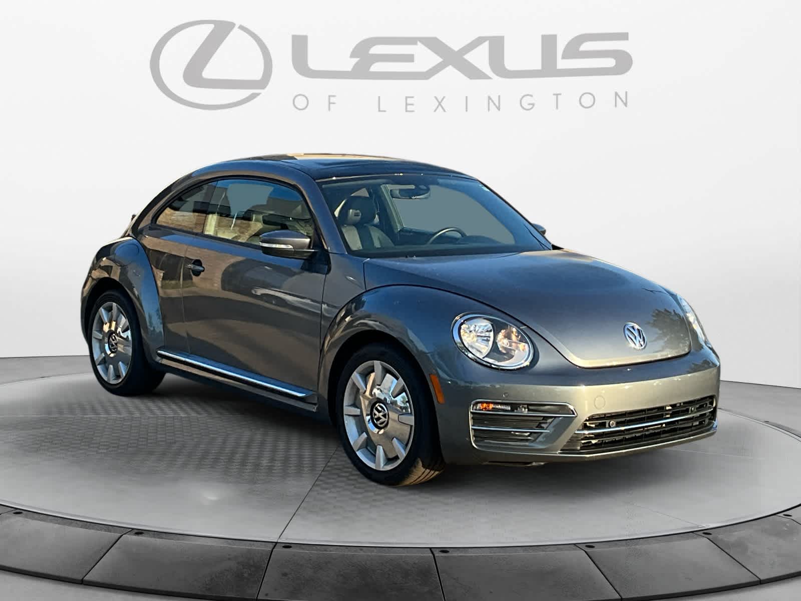 2017 Volkswagen Beetle 1.8T SEL 7