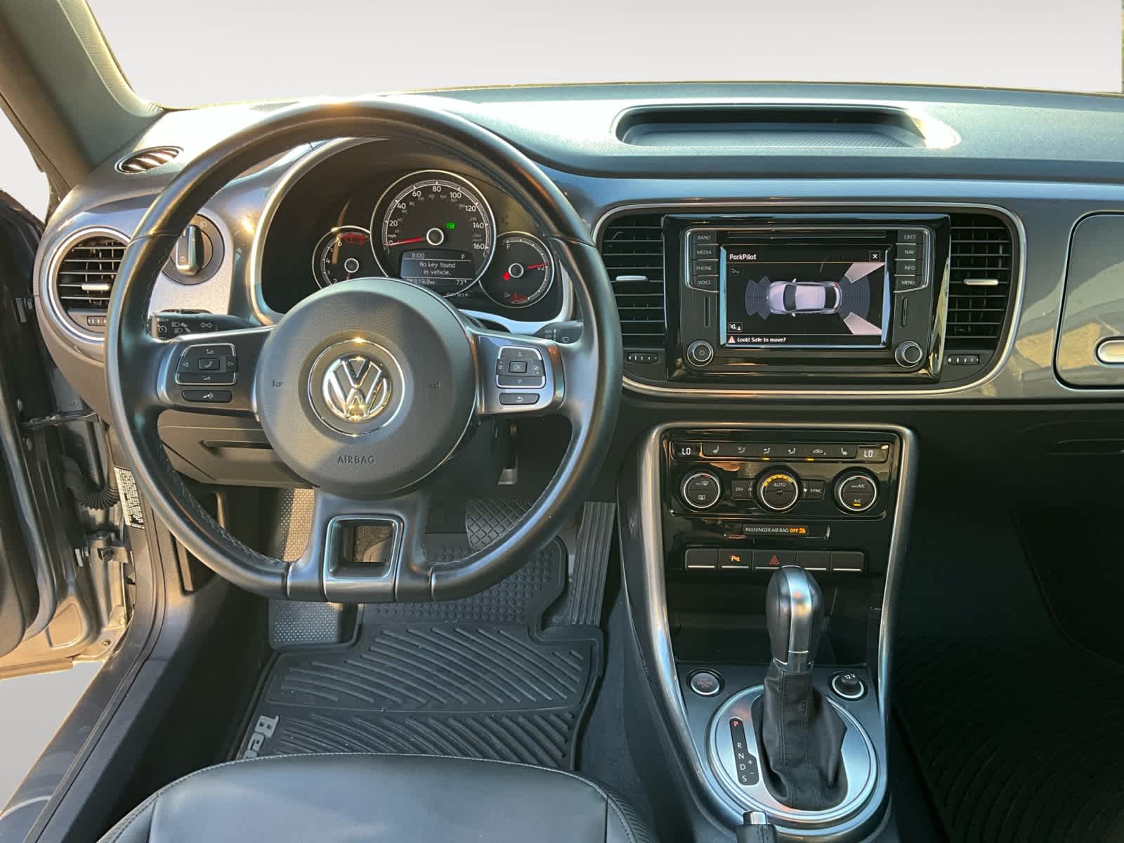 2017 Volkswagen Beetle 1.8T SEL 10