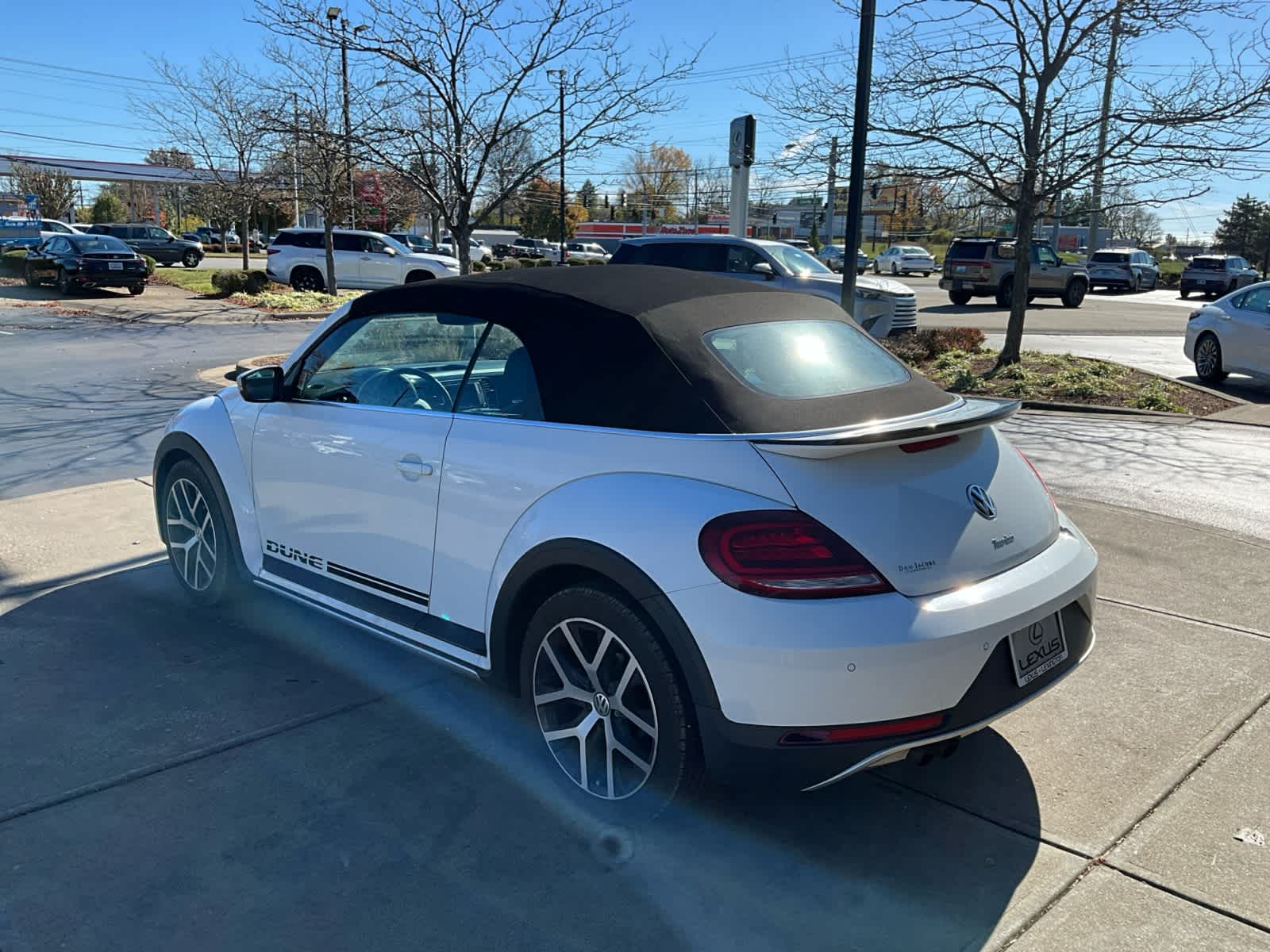 2017 Volkswagen Beetle 1.8T Dune 17