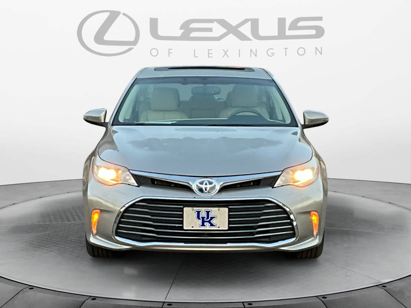 2016 Toyota Avalon Hybrid XLE Premium 8