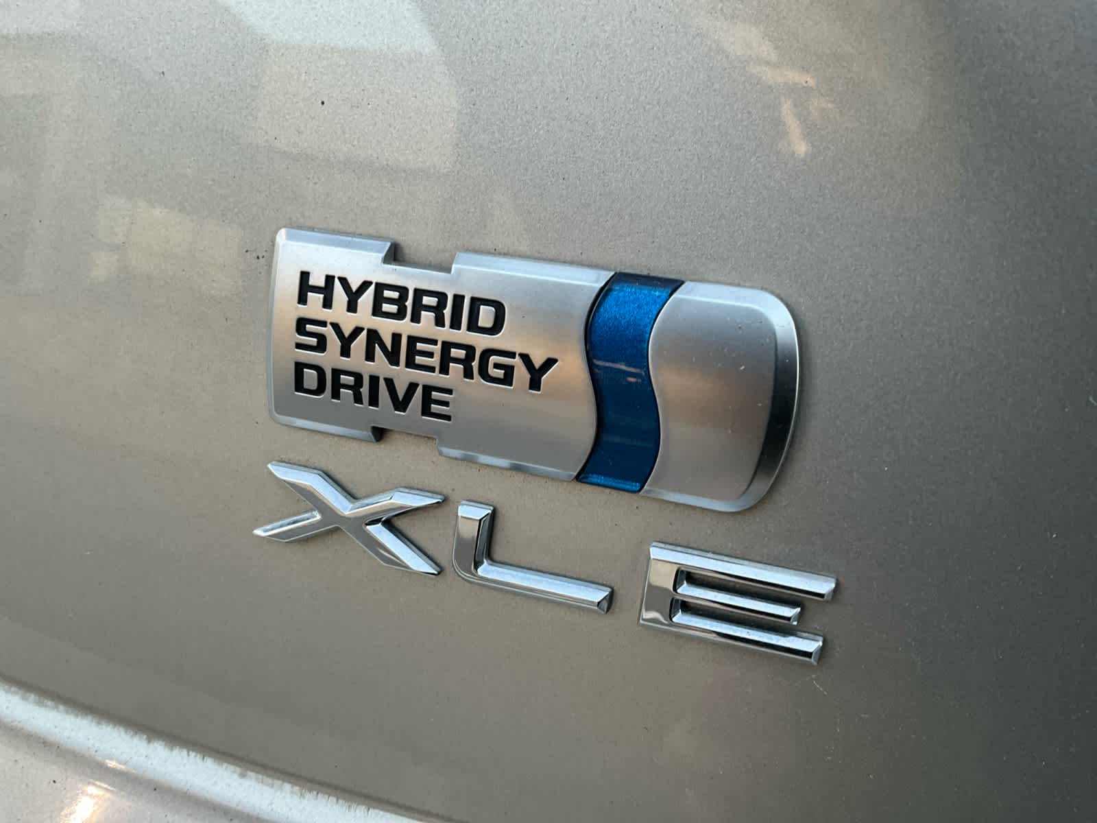 2016 Toyota Avalon Hybrid XLE Premium 18