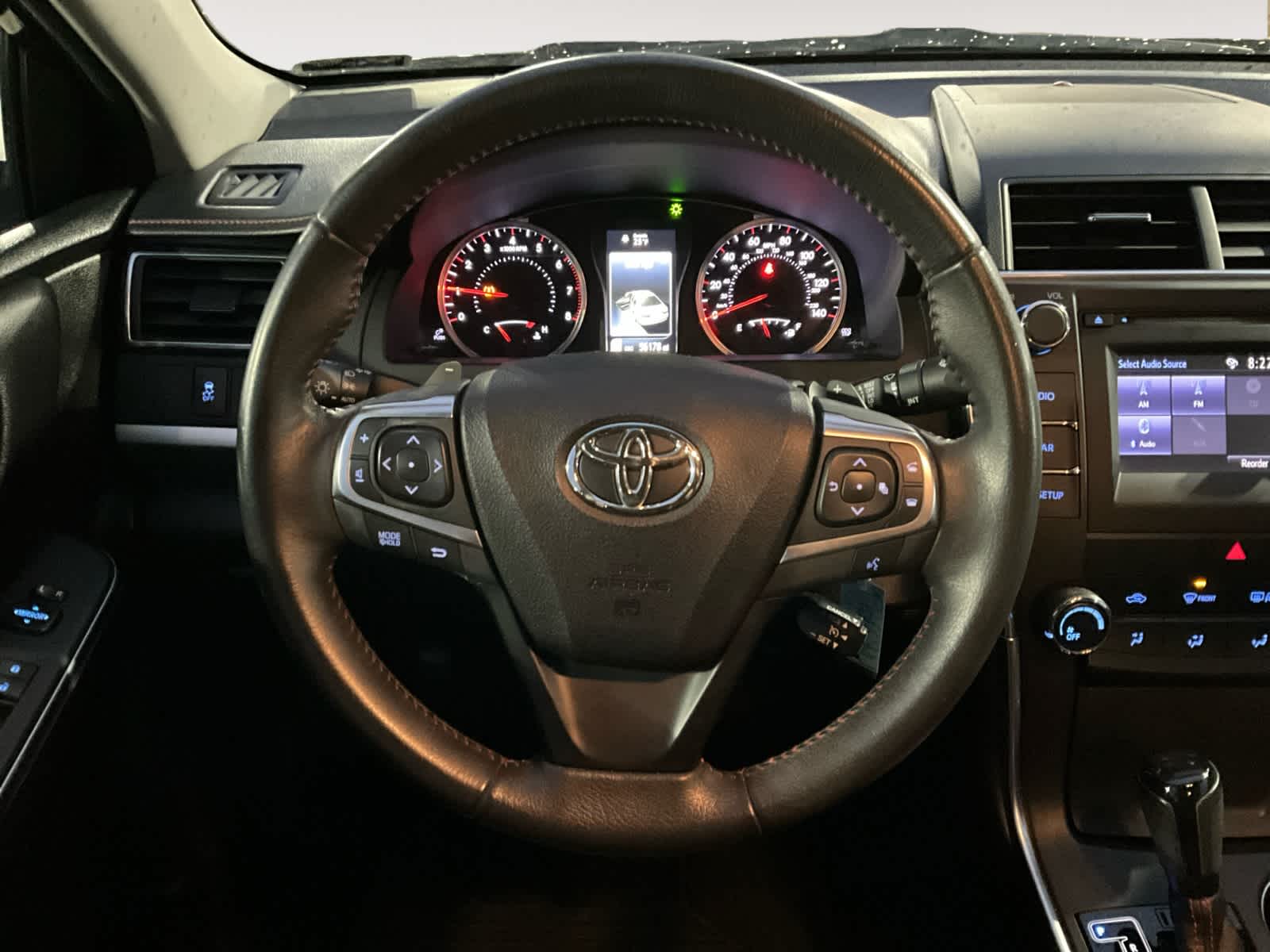 2017 Toyota Camry SE 12