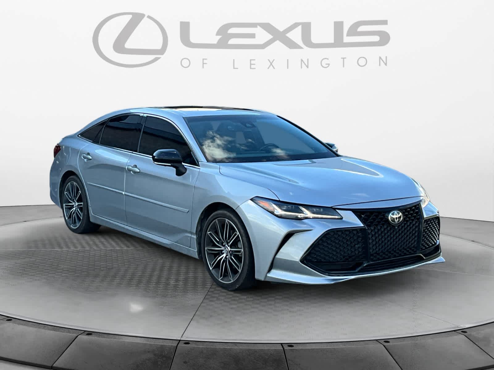 2019 Toyota Avalon XLE 7