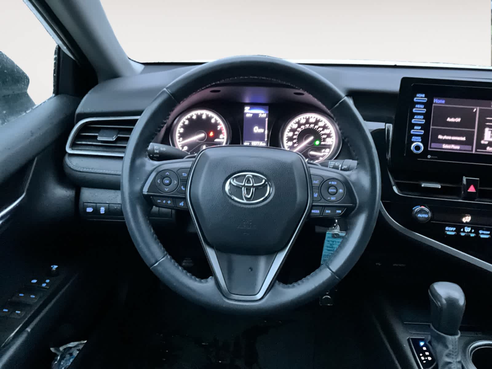 2021 Toyota Camry SE 12