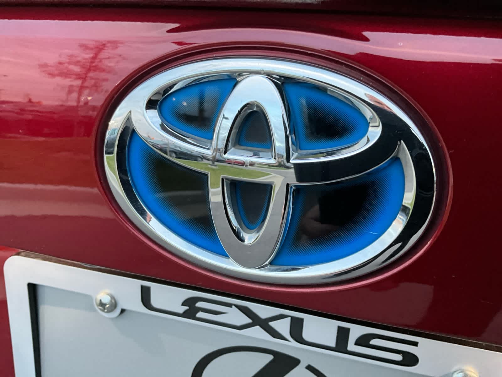 2022 Toyota RAV4 Hybrid Limited 16