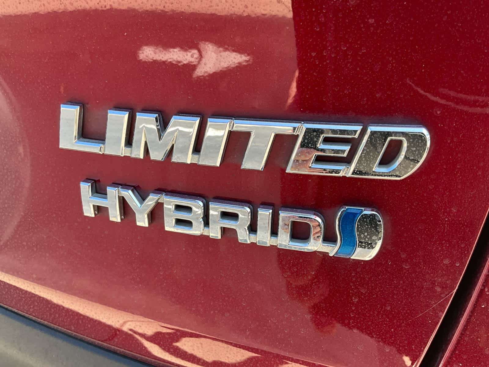 2020 Toyota RAV4 Hybrid Limited 18