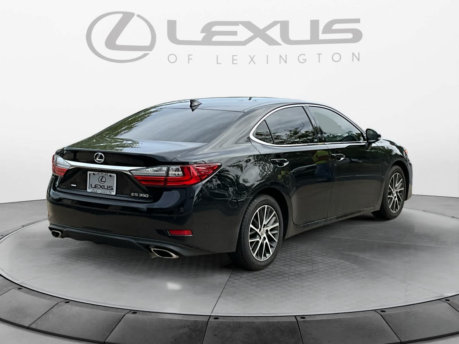 2017 Lexus ES  5