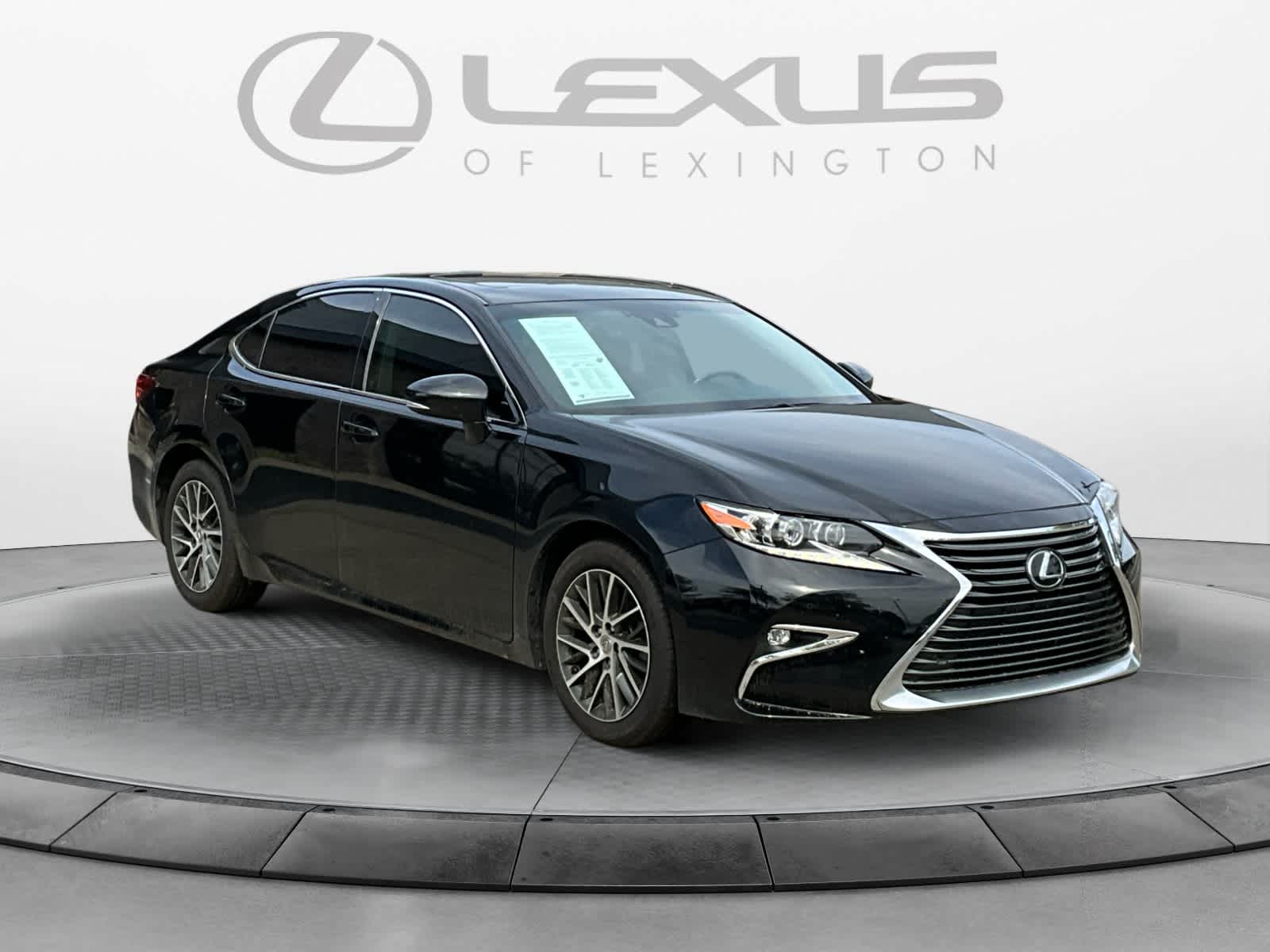 2017 Lexus ES  7