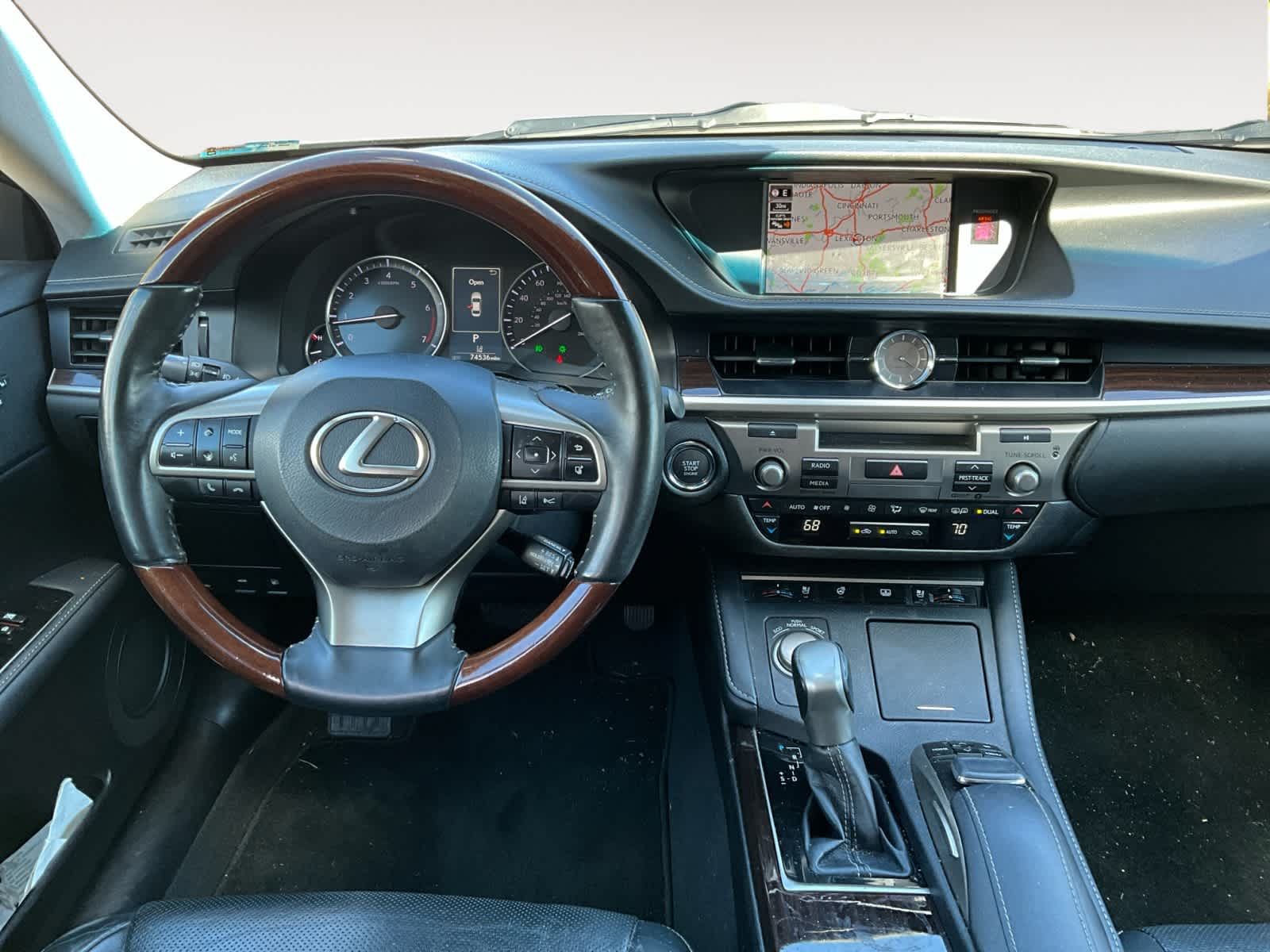 2018 Lexus ES  10