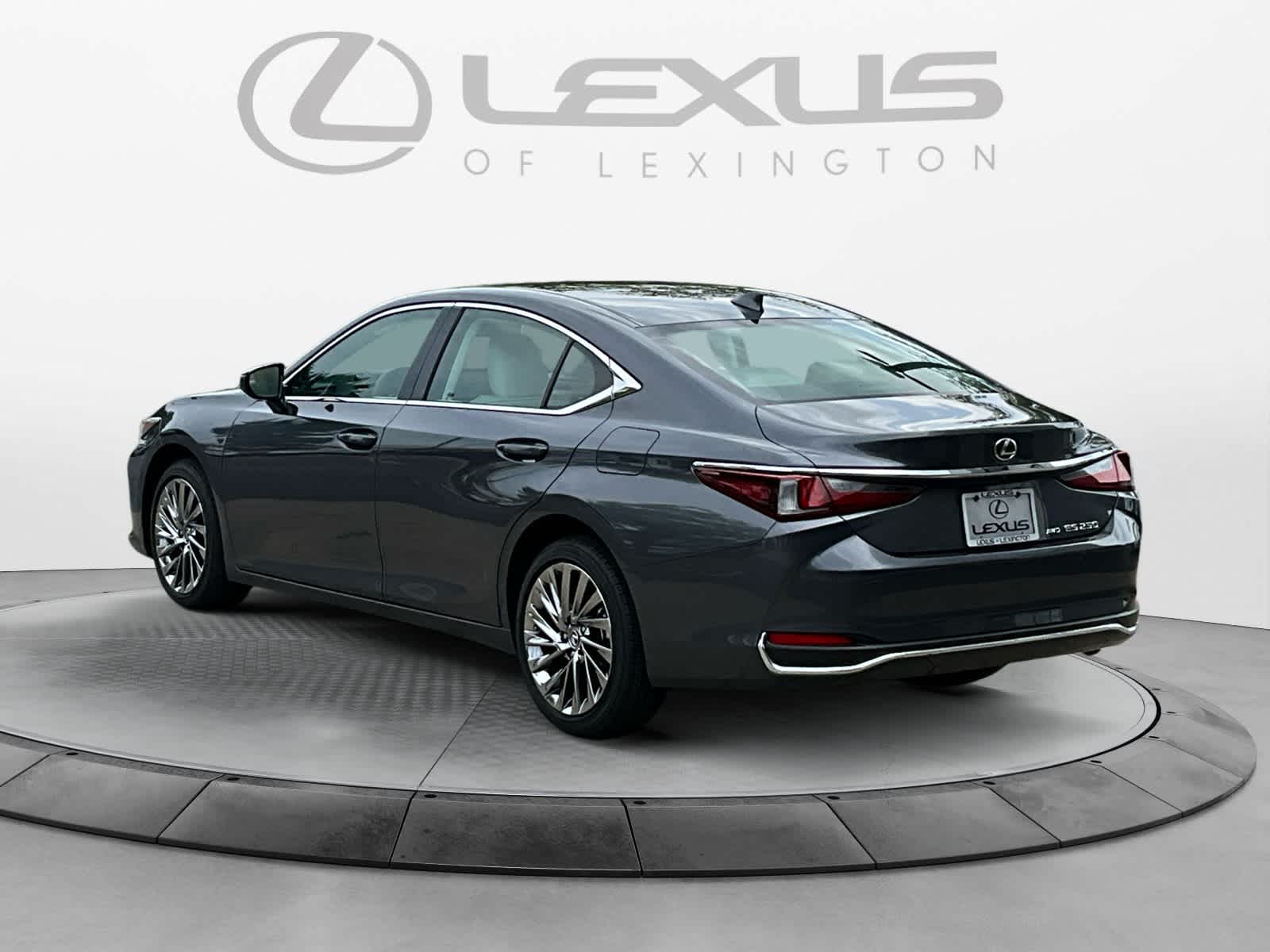 2024 Lexus ES  3