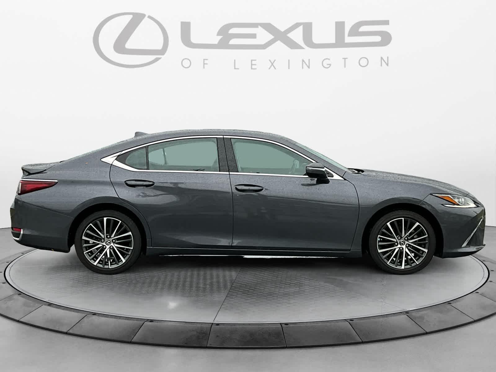 2023 Lexus ES  6