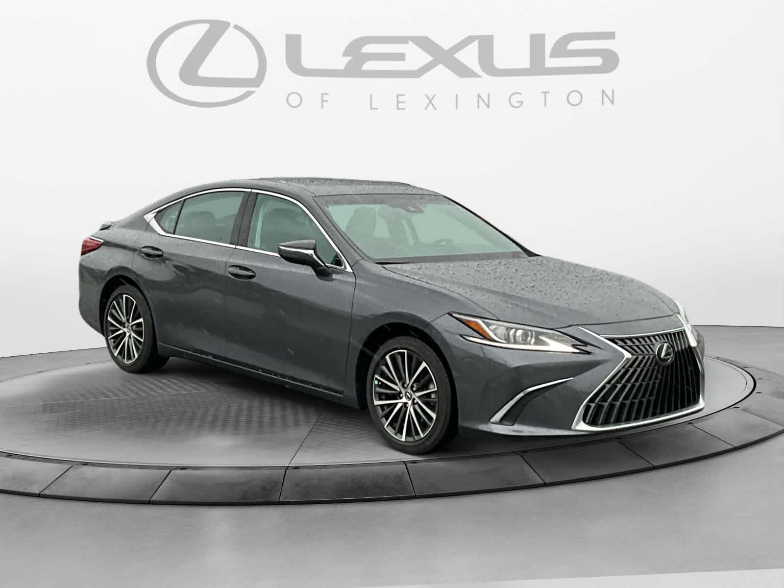 2023 Lexus ES  7