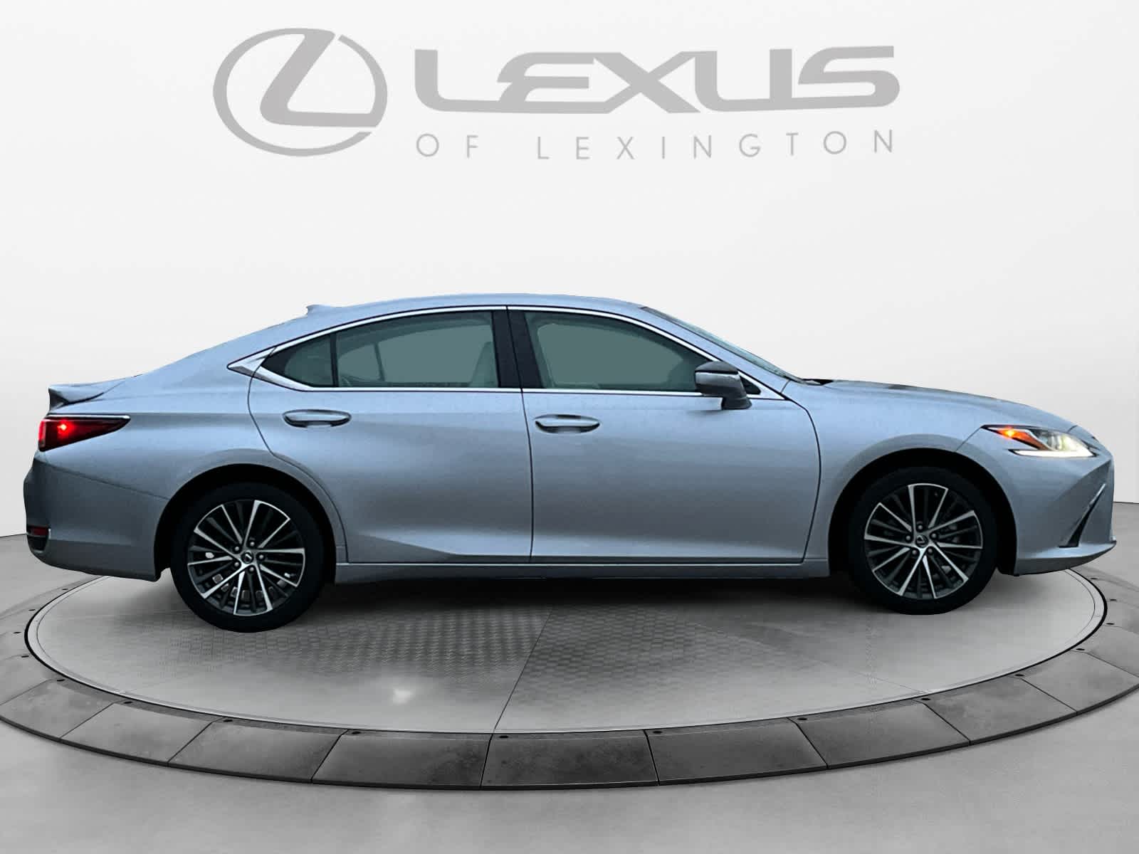 2022 Lexus ES  6