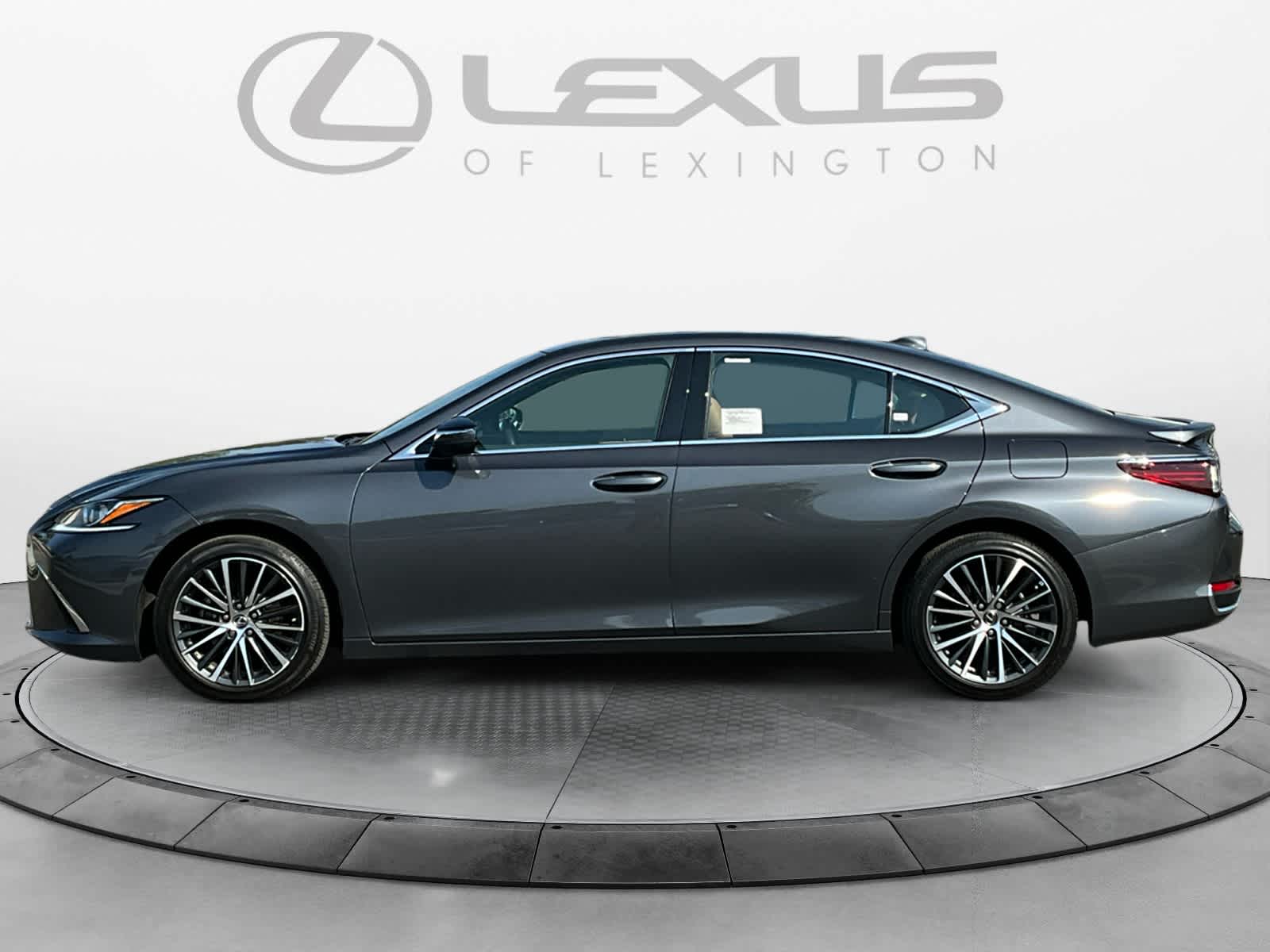 2023 Lexus ES  2