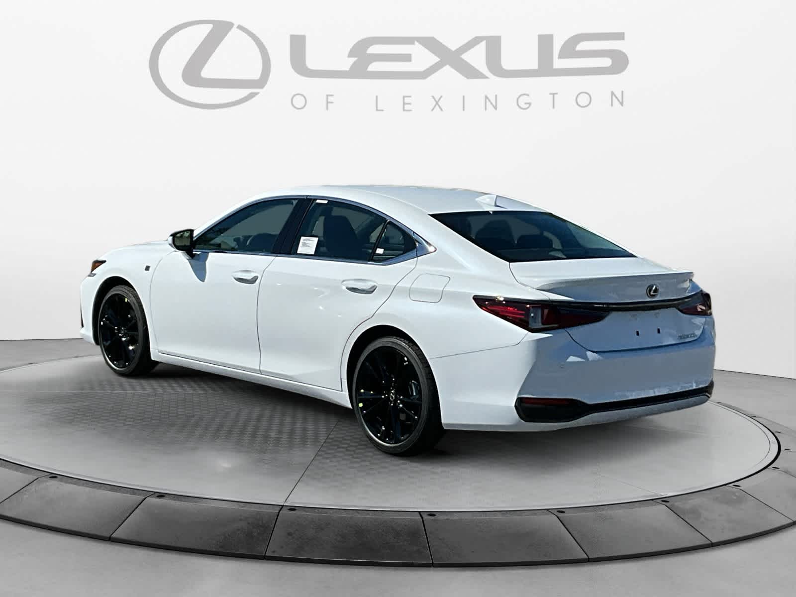 2025 Lexus ES  3