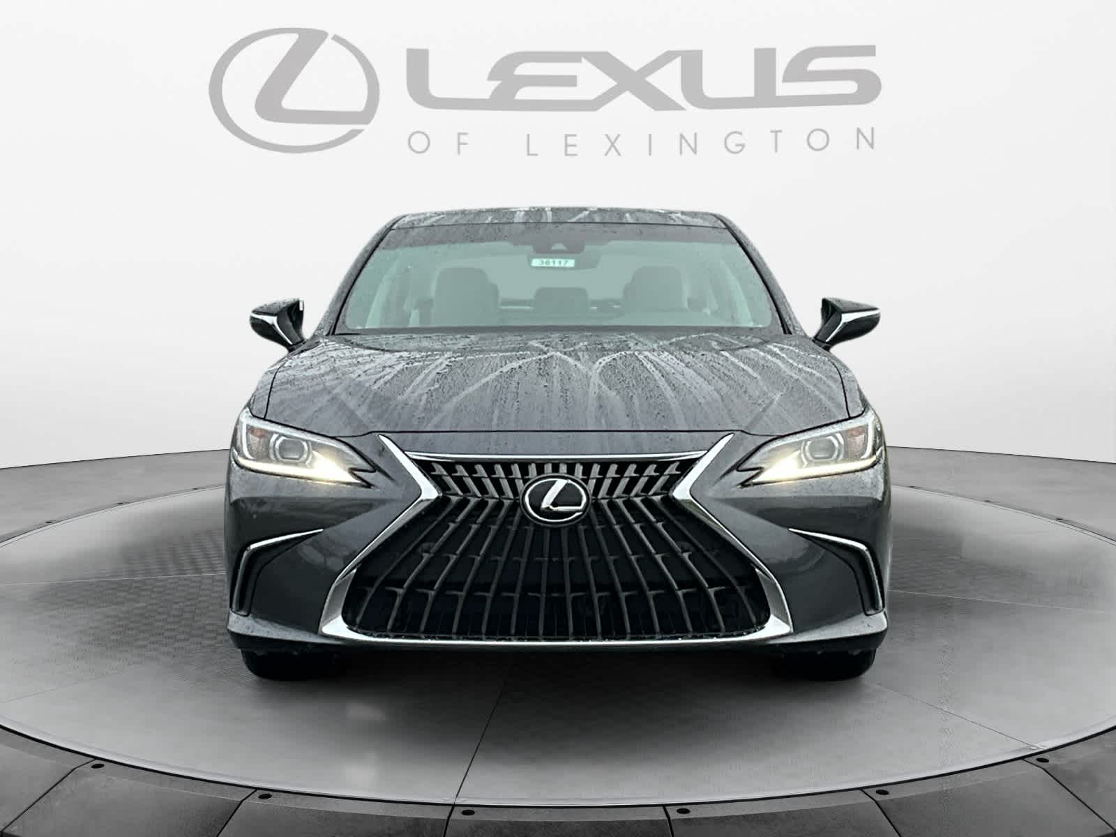 2025 Lexus ES  8