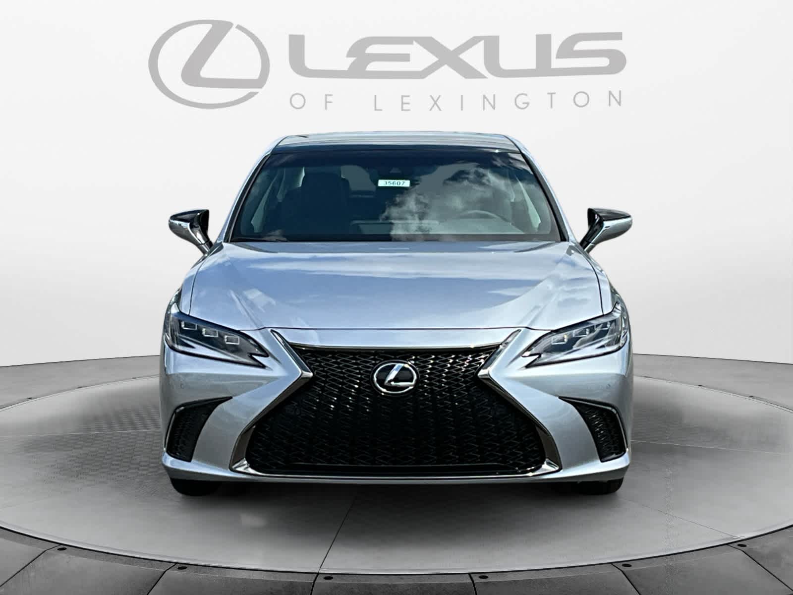 2025 Lexus ES  8