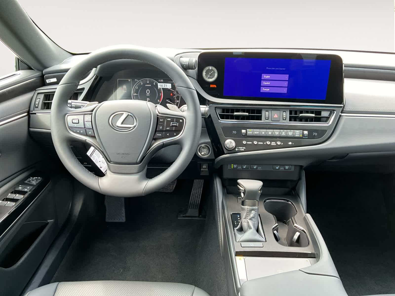 2025 Lexus ES  10