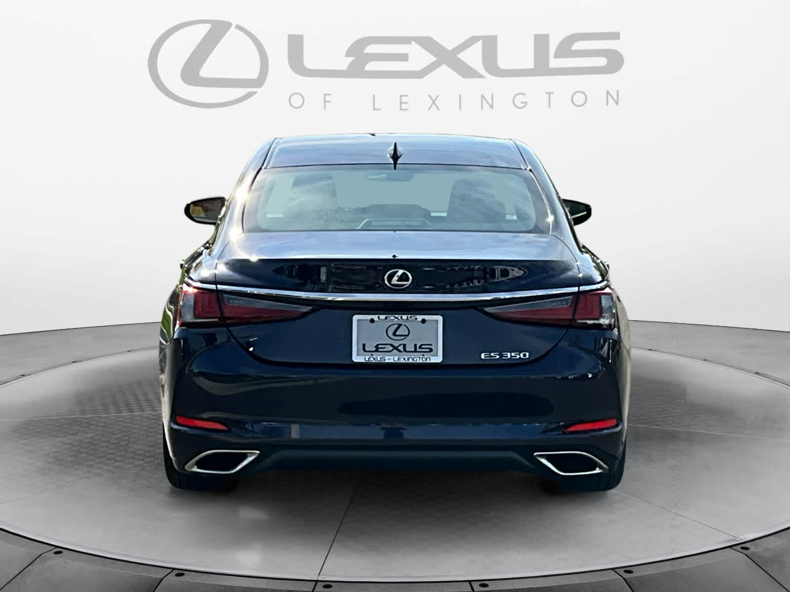 2025 Lexus ES  4