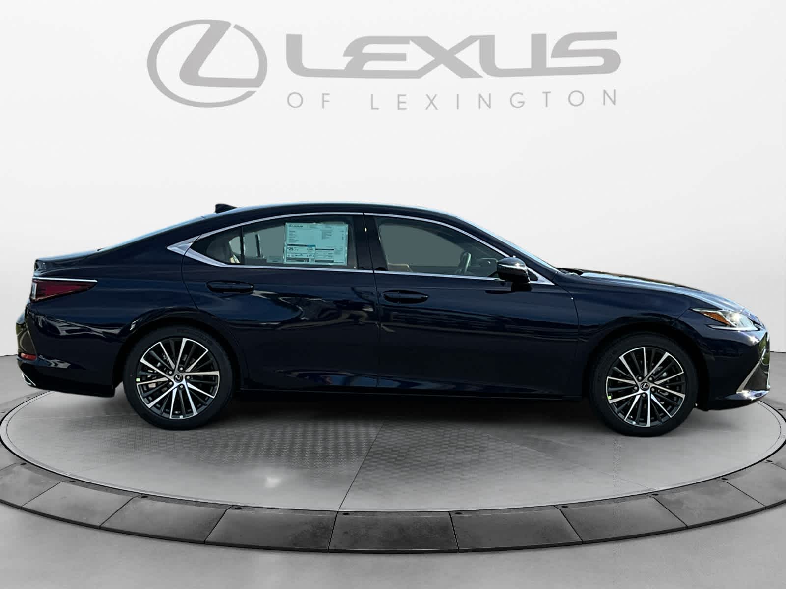 2025 Lexus ES  6