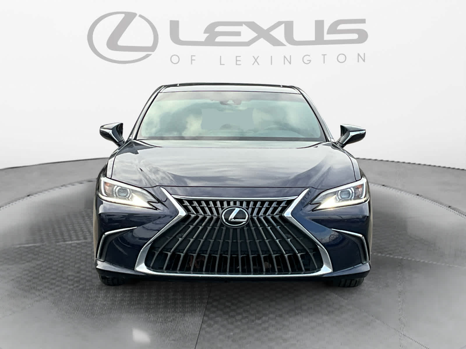 2022 Lexus ES  8