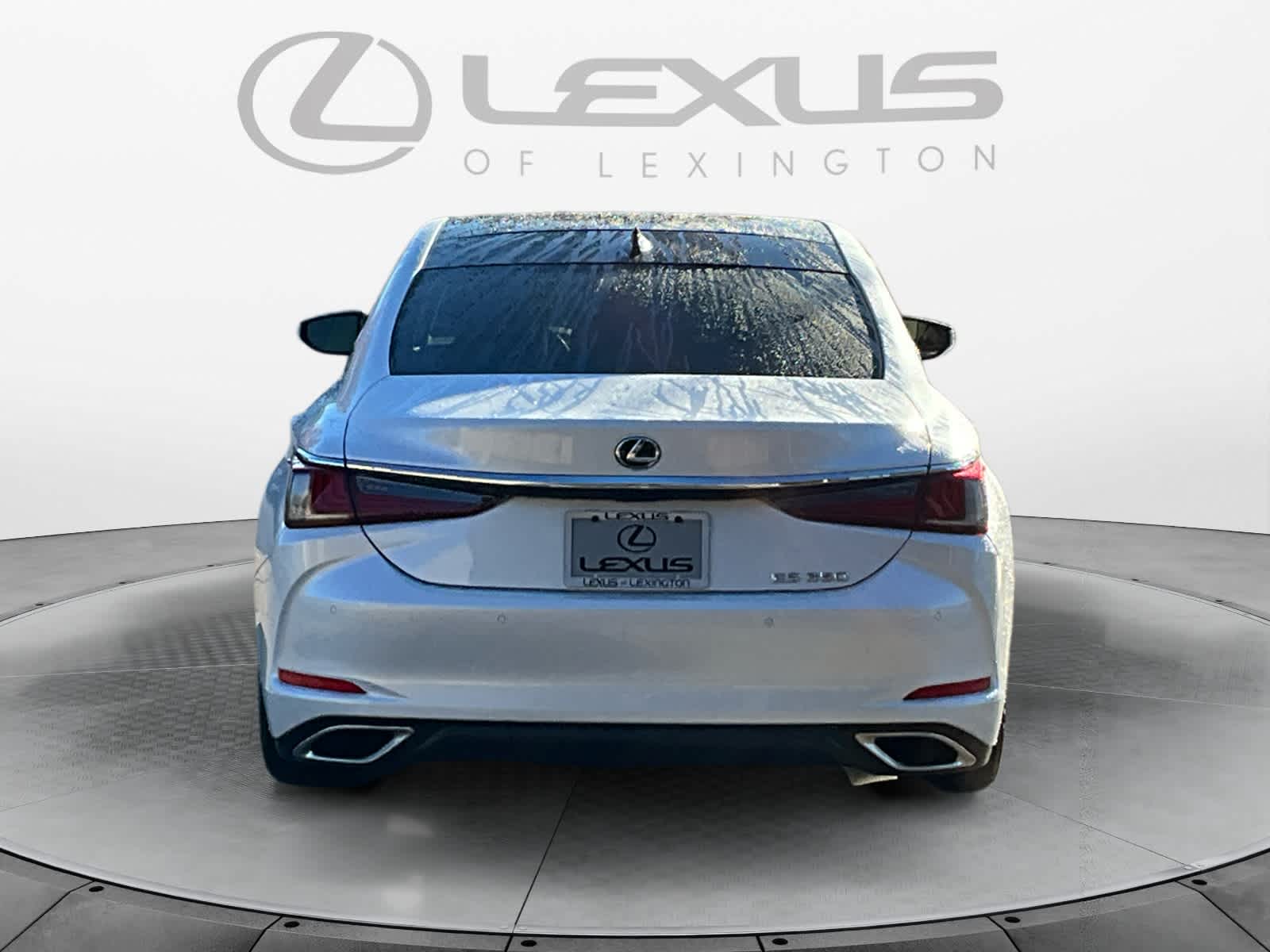 2023 Lexus ES  4